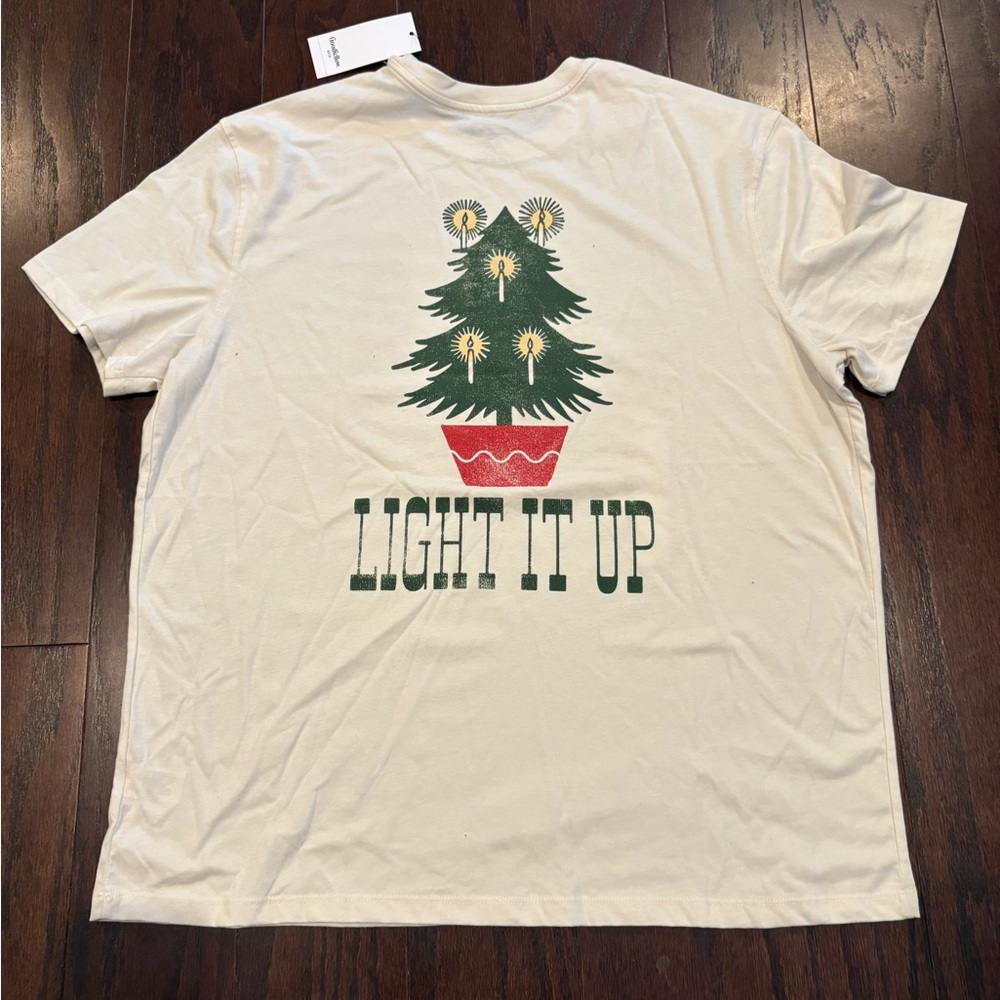 Goodfellow & Co Men's Light it Up Cream Christmas Graphic T-Shirt, Size  XL, NWT
